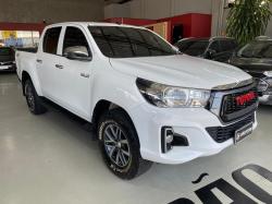 TOYOTA Hilux Caminhonete 2.8 16V SRV 4X4 DIESEL CABINE DUPLA AUTOM�TICO