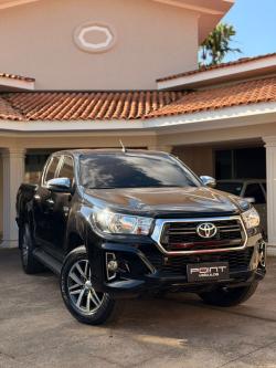 TOYOTA Hilux Caminhonete 2.7 16V 4P SRV FLEX 4X4  CABINE DUPLA AUTOM�TICO