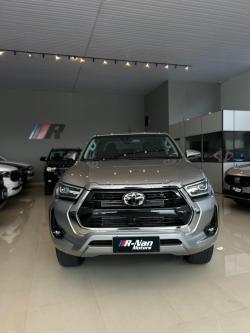 TOYOTA Hilux Caminhonete 2.8 16V SRX LIMITED 4X4 TURBO DIESEL CABINE DUPLA AUTOM�TICO