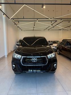 TOYOTA Hilux Caminhonete 2.8 16V SRX CONQUEST 4X4 TURBO DIESEL CABINE DUPLA AUTOM�TICO