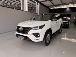 TOYOTA Hilux SW4 2.7 16V 4P FLEX SRV 7 LUGARES AUTOM�TICO