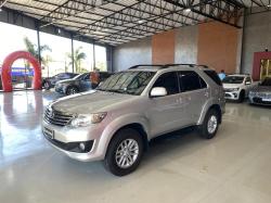TOYOTA Hilux SW4 2.7 16V 4P SR FLEX AUTOM�TICO