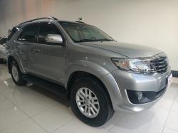 TOYOTA Hilux SW4 2.7 16V 4P SR FLEX AUTOM�TICO