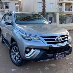 TOYOTA Hilux SW4 2.8 16V 4P SRX 4X4 7 LUGARES TURBO DIESEL AUTOM�TICO