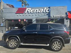 TOYOTA Hilux SW4 2.8 16V 4P SRX 4X4 7 LUGARES TURBO DIESEL AUTOM�TICO