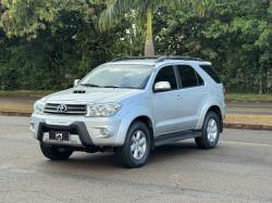 TOYOTA Hilux SW4 3.0 V6 12V 4P SRV 4X4 TURBO DIESEL AUTOM�TICO