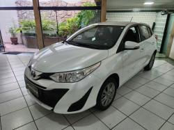 TOYOTA Yaris Hatch 1.5 16V 4P FLEX XL PLUS CONNECT MULTIDRIVE AUTOMTICO CVT