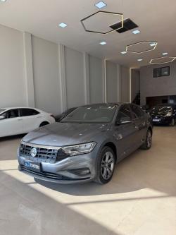 VOLKSWAGEN Jetta 1.4 4P 250 TSI R-LINE AUTOM�TICO