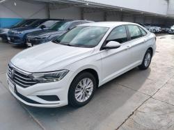 VOLKSWAGEN Jetta 1.4 4P 250 FLEX AUTOMÁTICO