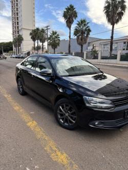 VOLKSWAGEN Jetta 2.0 4P COMFORTLINE TIPTRONIC AUTOM�TICO