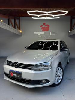 VOLKSWAGEN Jetta 2.0 4P FLEX COMFORTLINE TIPTRONIC AUTOM�TICO