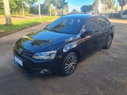 VOLKSWAGEN Jetta 2.0 4P FLEX AUTOM�TICO