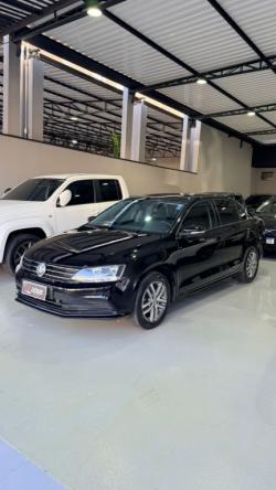 VOLKSWAGEN Jetta 2.0 4P COMFORTLINE TIPTRONIC AUTOM�TICO