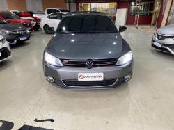 VOLKSWAGEN Jetta 2.0 4P TSI HIGHLINE 211 CV AUTOMÁTICO