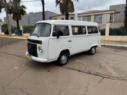 VOLKSWAGEN Kombi 1.4 FLEX STD 9 LUGARES VOLKSWAGEN Kombi 1.4 FLEX STD 9 LUGARES