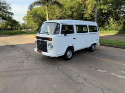 VOLKSWAGEN Kombi 1.4 FLEX STD 9 LUGARES