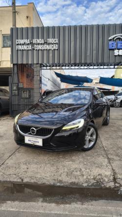 VOLVO V40 2.0 4P T4 MOMENTUM TURBO AUTOM�TICO