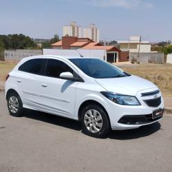 CHEVROLET Onix Hatch 1.4 4P FLEX LT