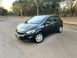 CHEVROLET Onix Hatch 1.0 4P FLEX LT