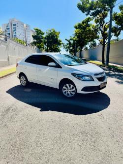 CHEVROLET Prisma 1.4 4P LT FLEX
