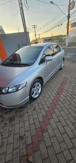 HONDA Civic 1.8 16V 4P LXS