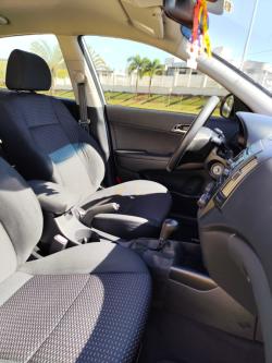 HYUNDAI I30 2.0 16V 4P AUTOMTICO
