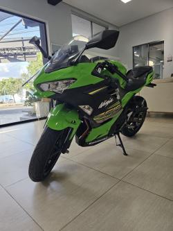 KAWASAKI Ninja 400 KTR EDITION