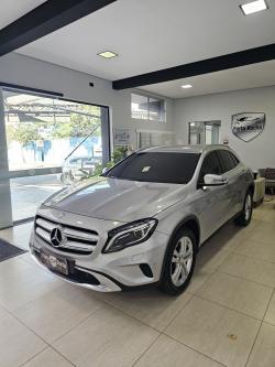 MERCEDES-BENZ GLA 200 1.6 16V 4P FLEX CGI ENDURO TURBO AUTOMÁTICO