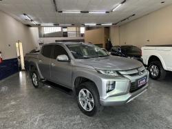 MITSUBISHI L 200 Triton 2.4 16V SPORT HPE 4X4 CABINE DUPLA TURBO DIESEL AUTOMTICO