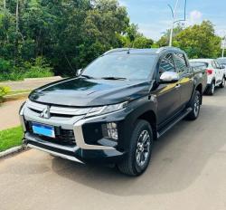 MITSUBISHI L 200 Triton 2.4 16V SPORT HPE 4X4 CABINE DUPLA TURBO DIESEL AUTOMTICO