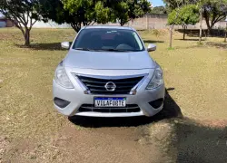 NISSAN Versa Sedan 1.0 4P FLEX