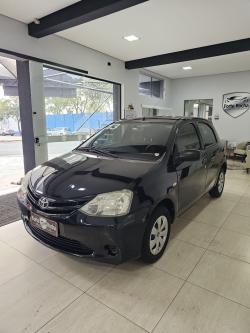 TOYOTA Etios Hatch 1.3 16V 4P FLEX X