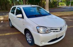 TOYOTA Etios Hatch 1.3 16V 4P FLEX X