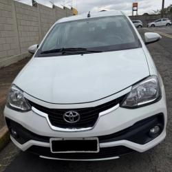TOYOTA Etios Sedan 1.5 16V 4P FLEX PLATINUM AUTOMTICO
