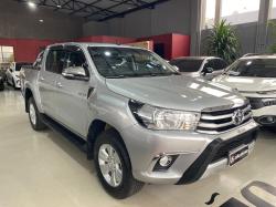 TOYOTA Hilux Caminhonete 2.8 16V SRV 4X4 DIESEL CABINE DUPLA AUTOMTICO