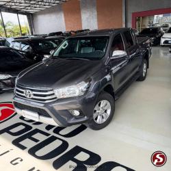 TOYOTA Hilux Caminhonete 2.8 16V SRV 4X4 DIESEL CABINE DUPLA AUTOMTICO