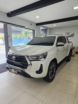 TOYOTA Hilux Caminhonete 2.8 16V SRV 4X4 DIESEL CABINE DUPLA AUTOMTICO