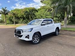 TOYOTA Hilux Caminhonete 2.8 16V SRV 4X4 DIESEL CABINE DUPLA AUTOMTICO