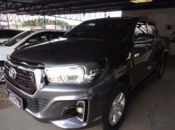 TOYOTA Hilux Caminhonete 2.8 16V 4P SR 4X4 DIESEL CABINE DUPLA AUTOMTICO