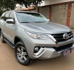 TOYOTA Hilux SW4 2.7 16V 4P SR FLEX AUTOMTICO