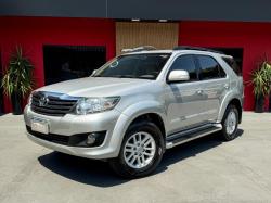 TOYOTA Hilux SW4 2.7 16V 4P SR AUTOMTICO