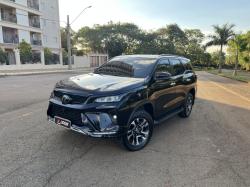 TOYOTA Hilux SW4 2.8 4P SRX 4X4 DIAMOND 7 LUGARES TURBO DIESEL AUTOMTICO