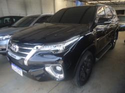 TOYOTA Hilux SW4 2.8 16V 4P SRX 4X4 7 LUGARES TURBO DIESEL AUTOMTICO