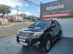 TOYOTA Hilux SW4 3.0 16V 4P SRV 4X4 7 LUGARES TURBO DIESEL AUTOMTICO