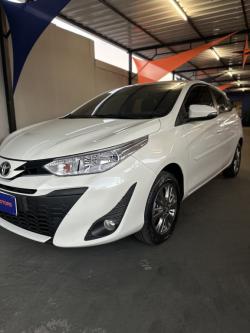 TOYOTA Yaris Hatch 1.3 16V 4P FLEX XL MULTIDRIVE AUTOMTICO CVT