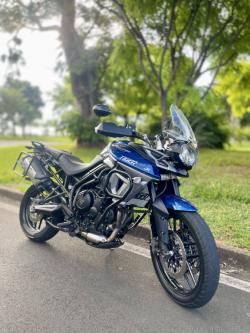 TRIUMPH Tiger 800 XRX