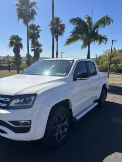 VOLKSWAGEN Amarok 3.0 V6 CABINE DUPLA HIGHLINE 4X4 TURBO INTERCOOLER AUTOMTICO