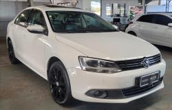 VOLKSWAGEN Jetta 2.0 4P FLEX AUTOMTICO