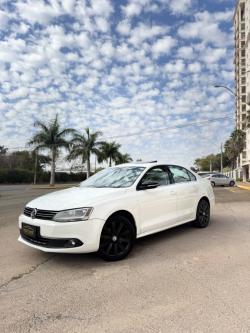 VOLKSWAGEN Jetta 2.0 4P CONFORTLINE TIPTRONIC AUTOMTICO