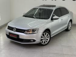 VOLKSWAGEN Jetta 2.0 4P FLEX CONFORTLINE TIPTRONIC AUTOMTICO